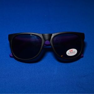 Shades (Black frame, Purple Brim)